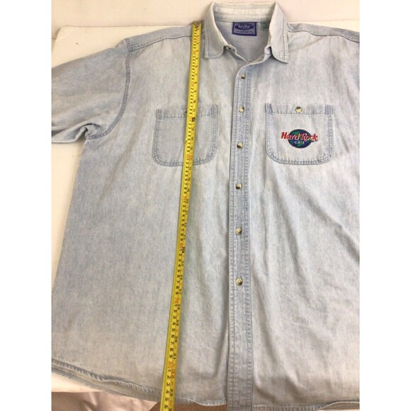 Hard Rock Cafe Mens Button Up Denim Shirt XL Light Wash Denim Vintage Logo - Picture 9 of 9